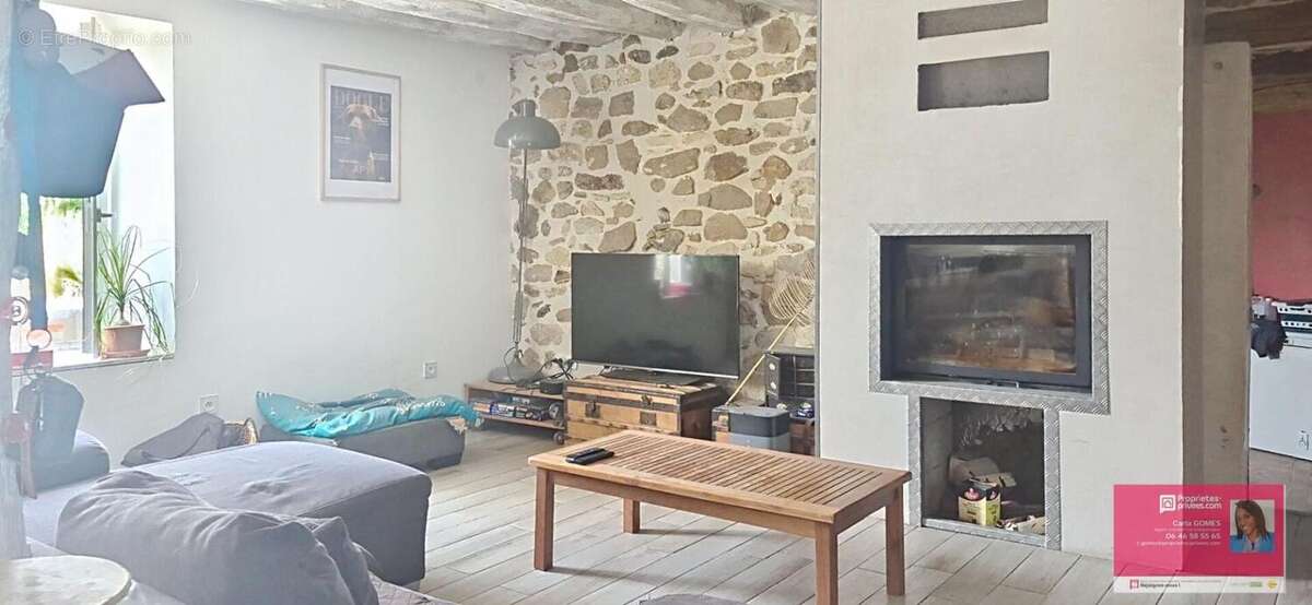 60890 THURY-EN-VALOIS  Maison familiale 190 m²  5 chambres -Terrain 1 000 m² - photo 2
