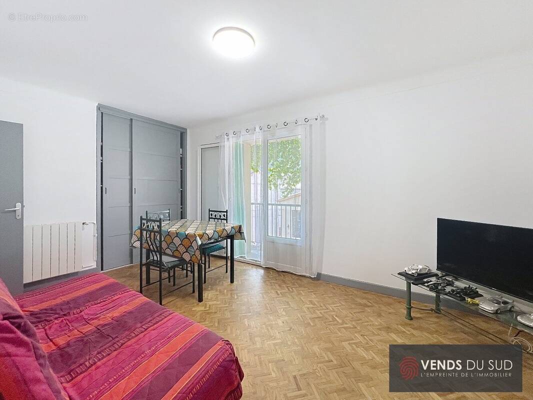 Appartement à LAMALOU-LES-BAINS