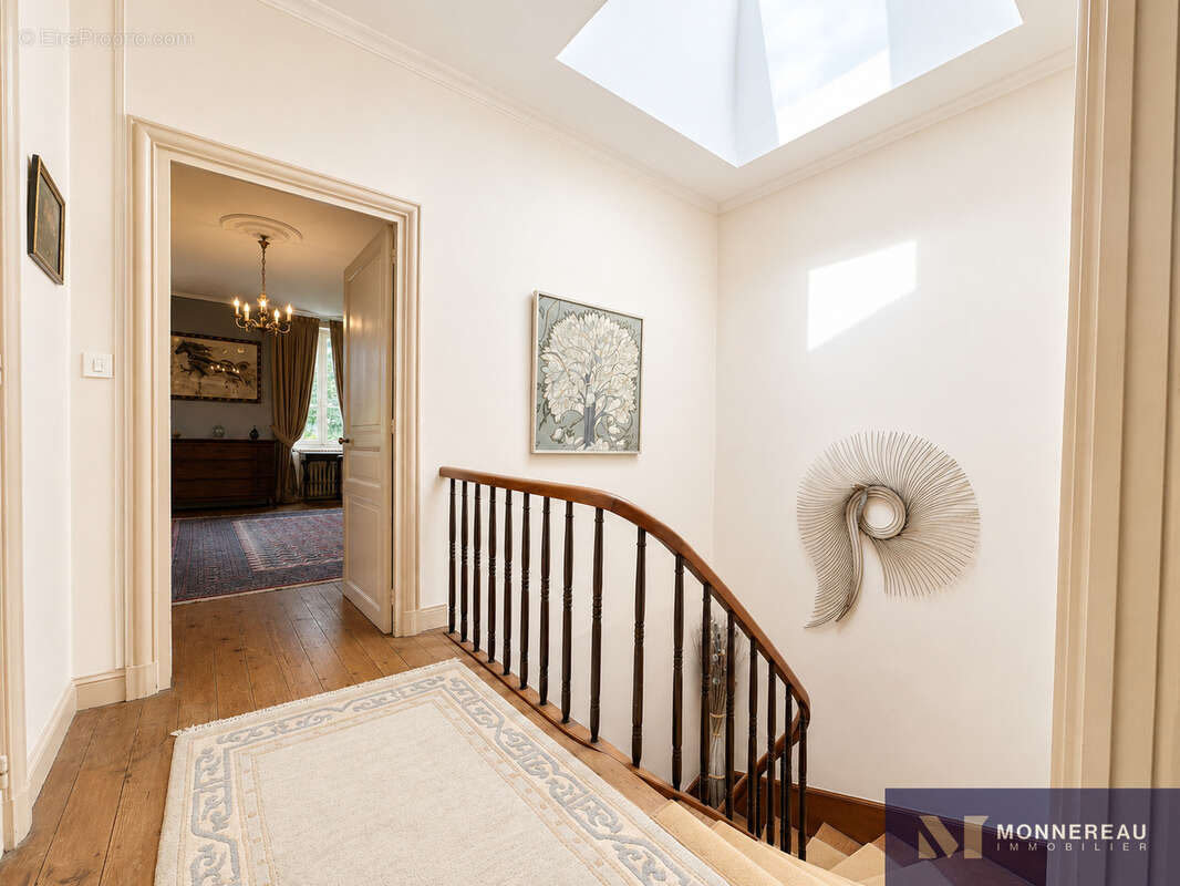 Maison bourgeoise avec parc et piscine en coeur de ville - photo 20