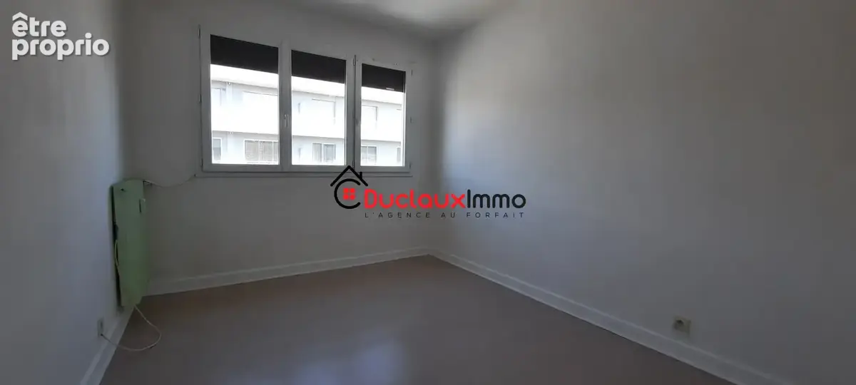 Appartement 2 chambres, traversant, Balcon, Ascenseur et Cave - photo 8