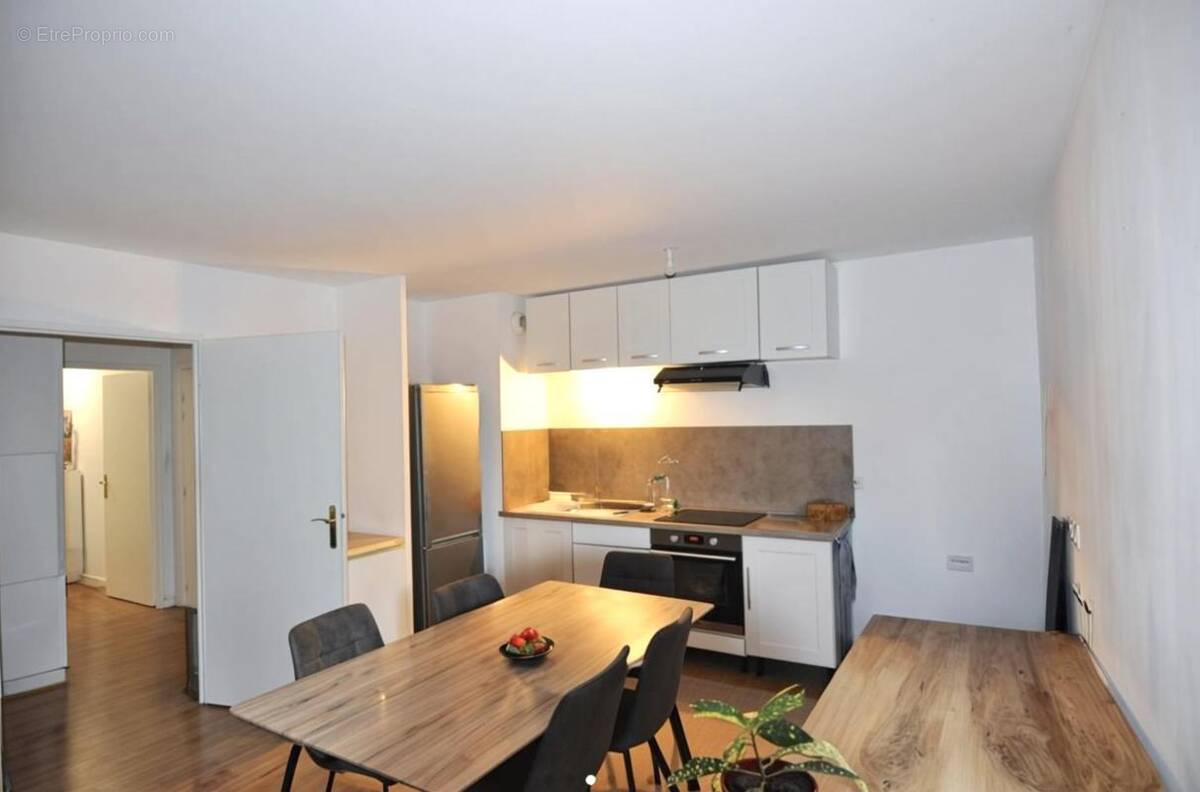 Appartement à VIGNEUX-SUR-SEINE
