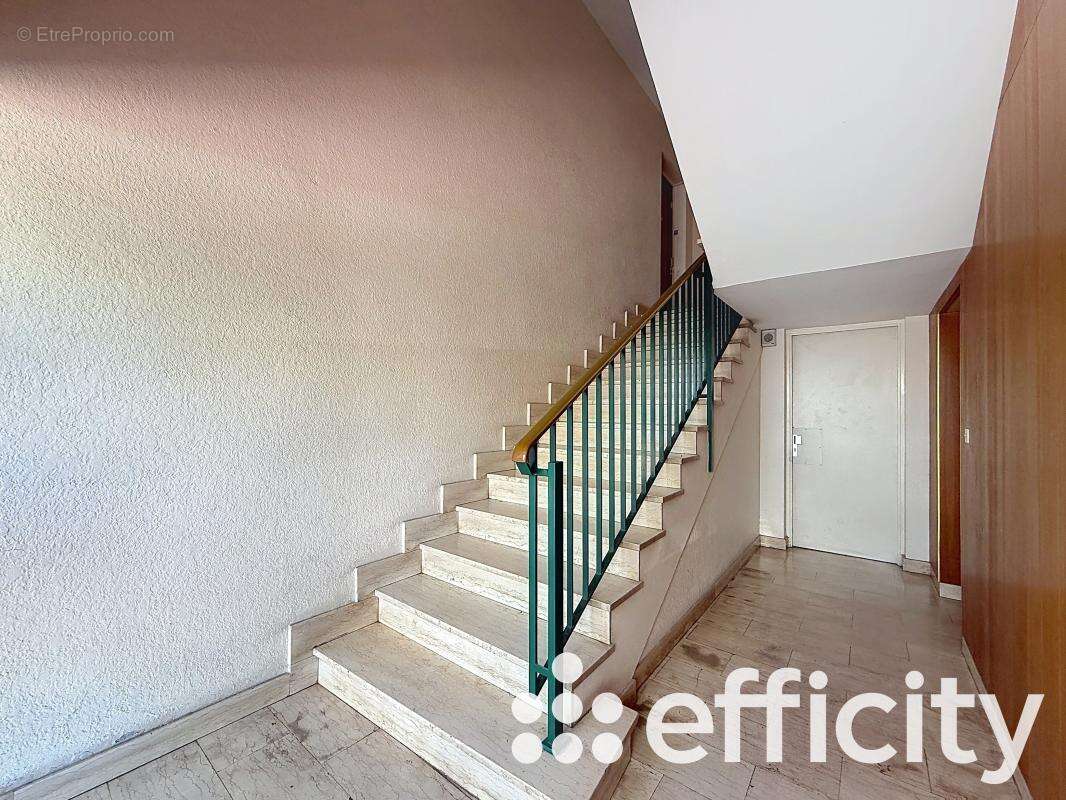 Appartement à LYON-5E