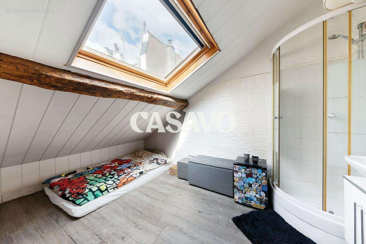Appartement à PARIS-17E