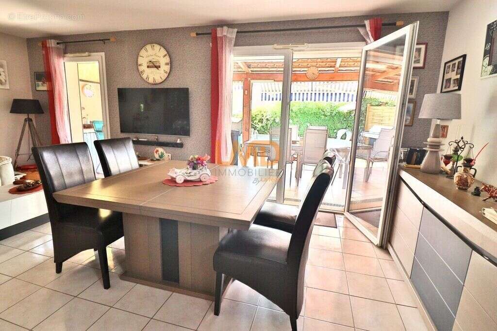 Pourcieux: T4 86m2 piscine garage - photo 7