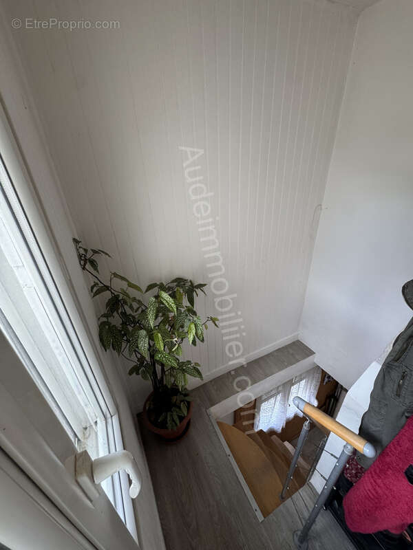 Maison avec jardin et très belle vue - photo 12