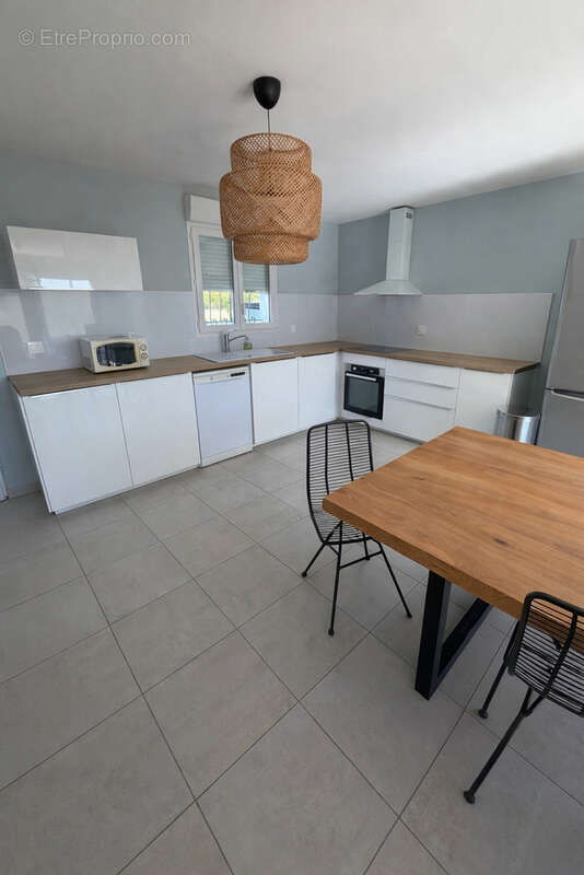 Maison 85 m² à Saintes-Maries-De-La-Mer  - photo 2
