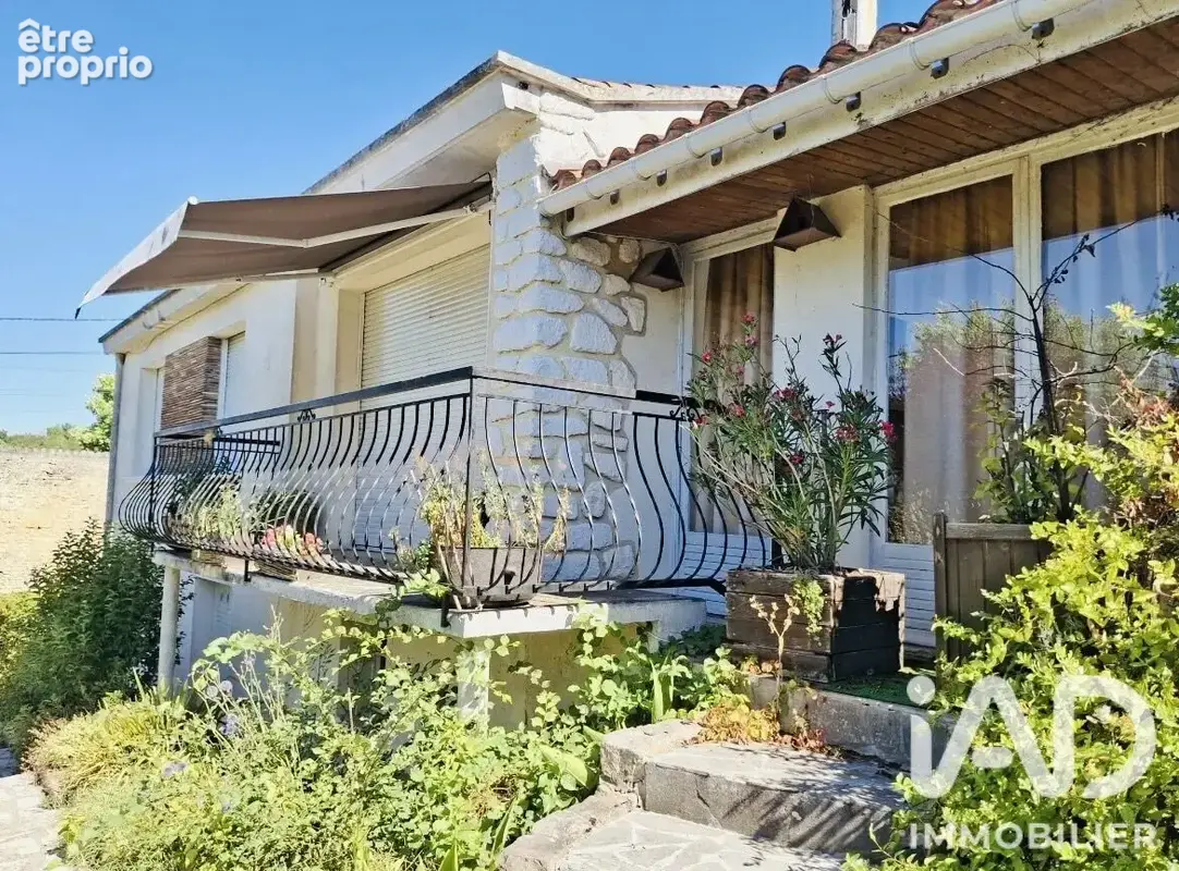Photo 1 - Maison à BOUTIERS-SAINT-TROJAN