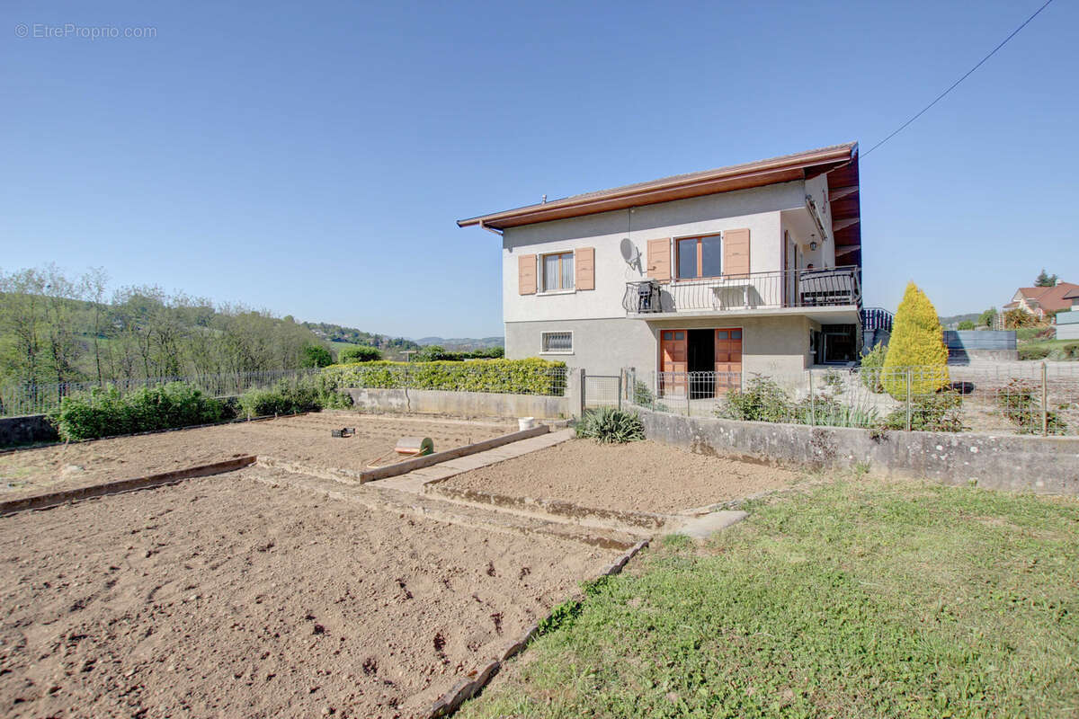 Maison à RUMILLY