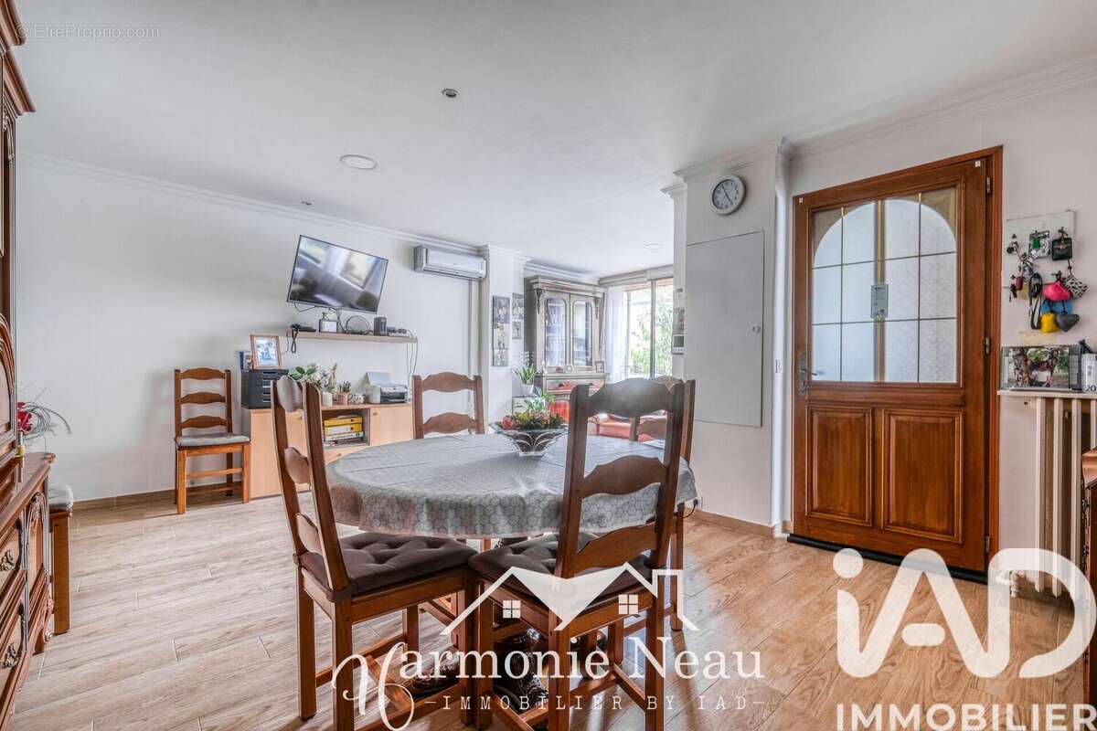 Photo 3 - Maison à LIVRY-GARGAN