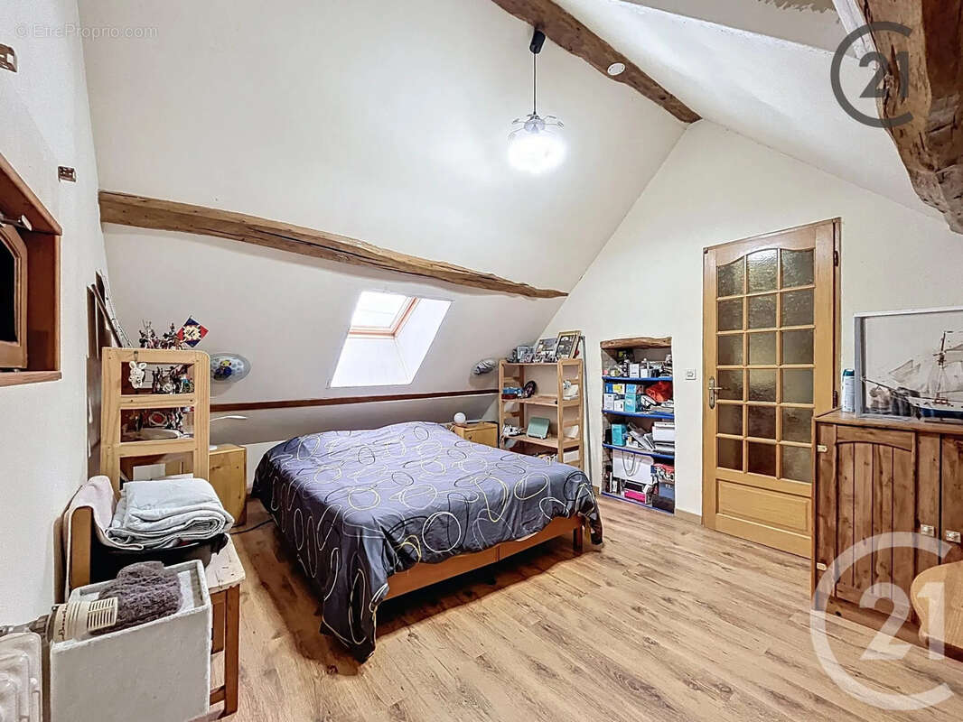 Maison à VILLEBOUGIS