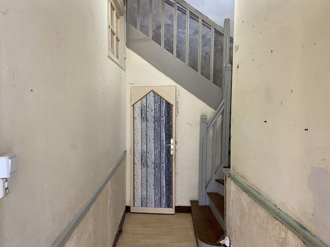 Maison à EYMOUTIERS