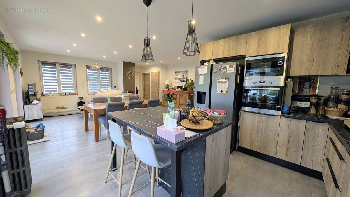 Maison à AMBERIEU-EN-BUGEY