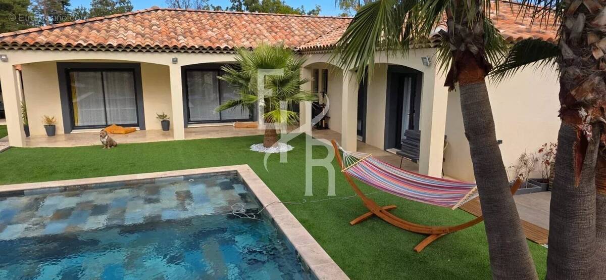 Maison à PLAN-D&#039;AUPS-SAINTE-BAUME