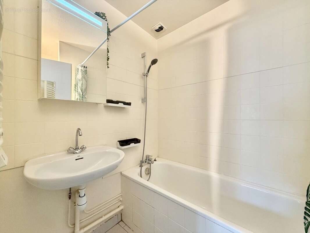 Appartement à VERRIERES-LE-BUISSON