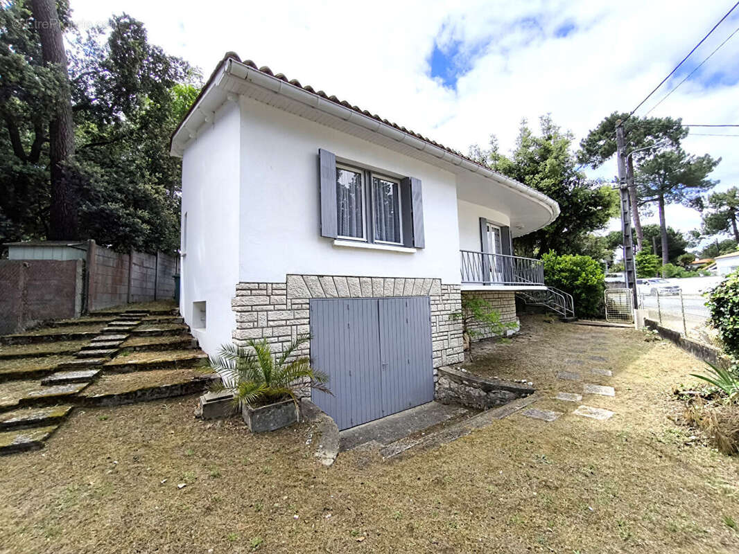 Maison à SAINT-GEORGES-DE-DIDONNE