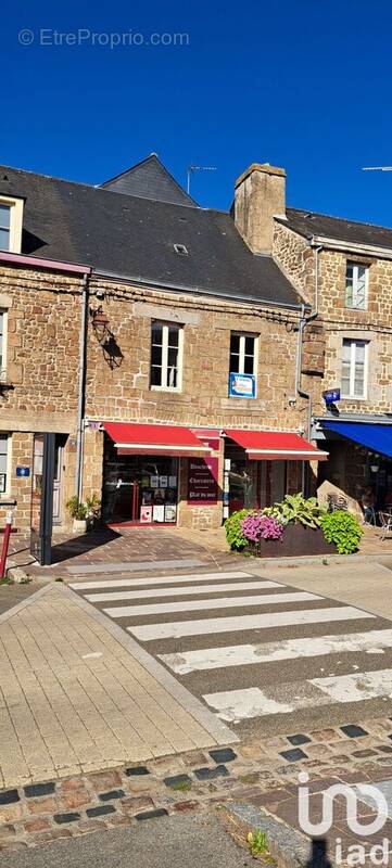 Photo 1 - Appartement à LASSAY-LES-CHATEAUX