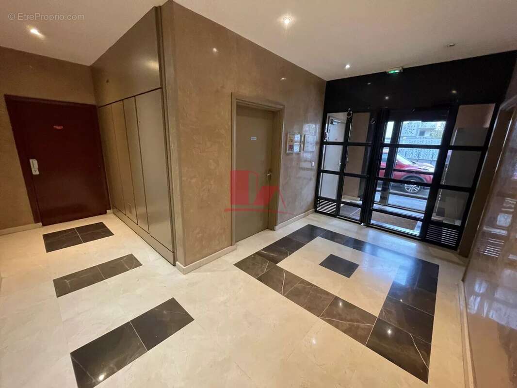 Appartement à ISSY-LES-MOULINEAUX