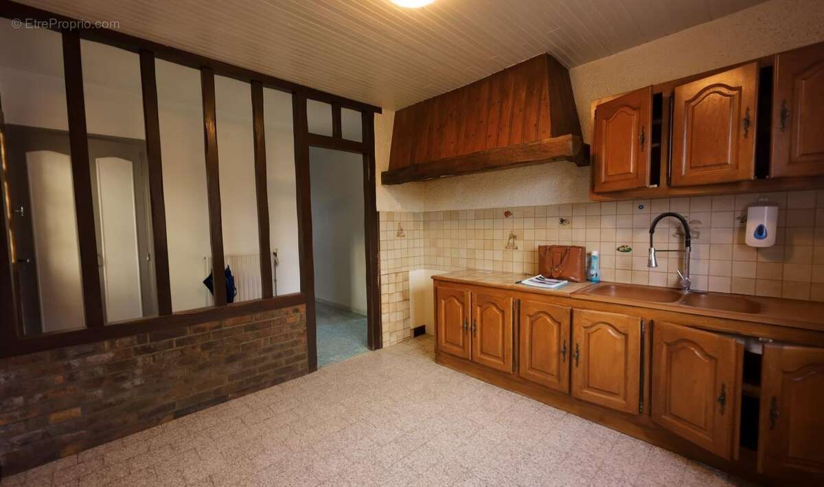 Maison à THIL-MANNEVILLE