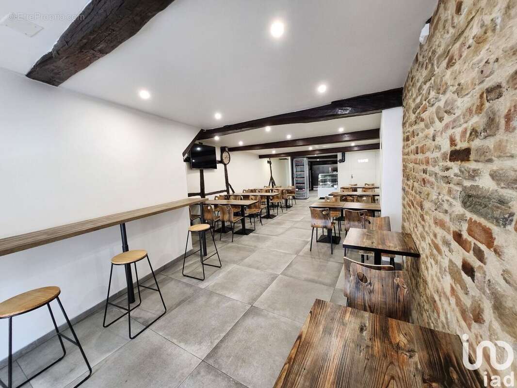 Photo 2 - Commerce à BOURG-EN-BRESSE