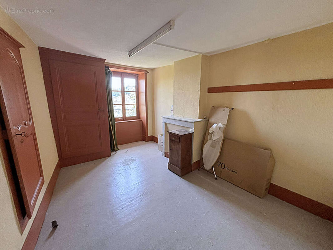 Appartement à VILLEMONTAIS