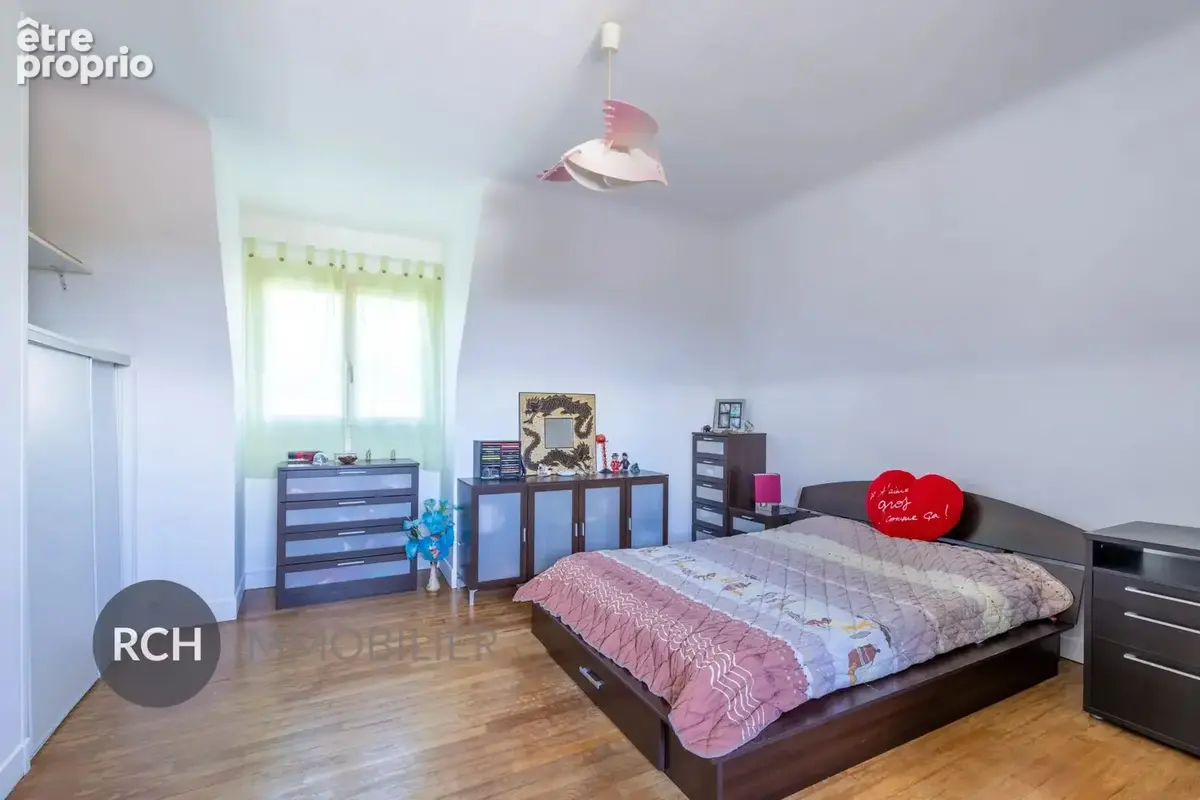 Grande maison familiale dans un environnement calme - photo 10