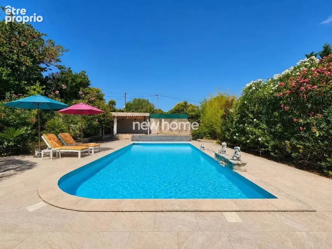 Lorgues – Villa de plain-pied 4 chambres avec piscine, à pied du village - photo 4