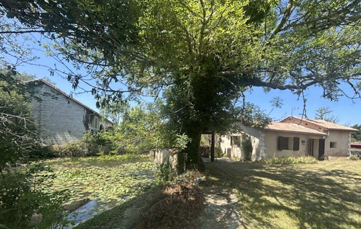 Maison à LA JEMAYE