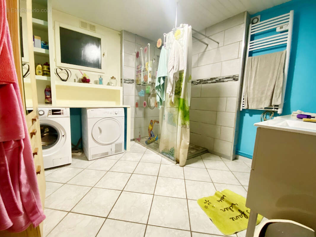 Maison à MENIL-LA-HORGNE