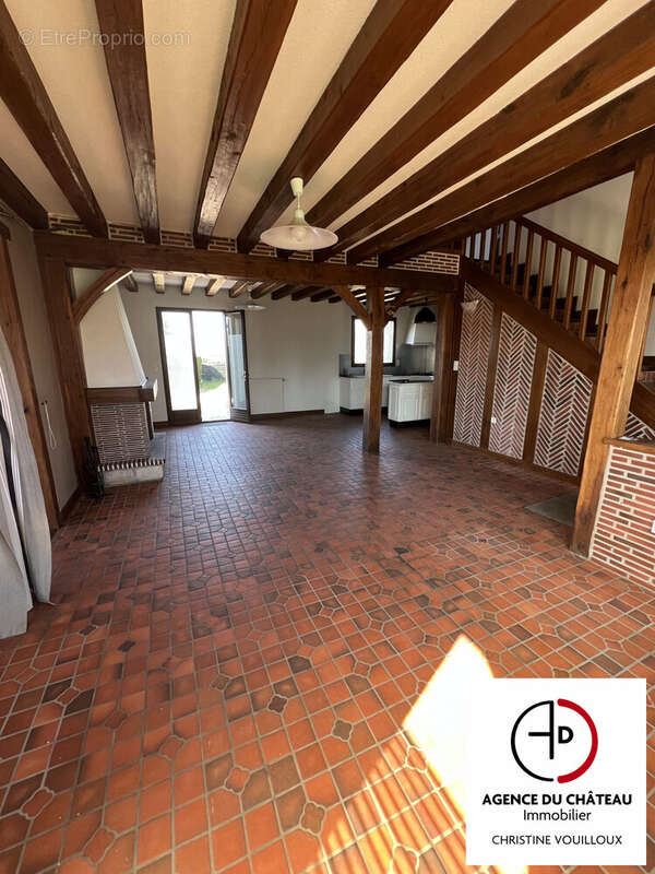 Maison à LES BORDES