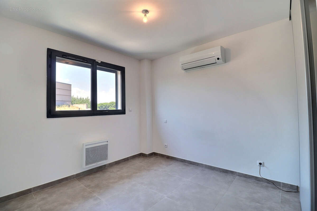 A vendre : Maison 4 pièces avec jardin et GARAGE de 94m2 à ARGELES SUR MER - photo 12
