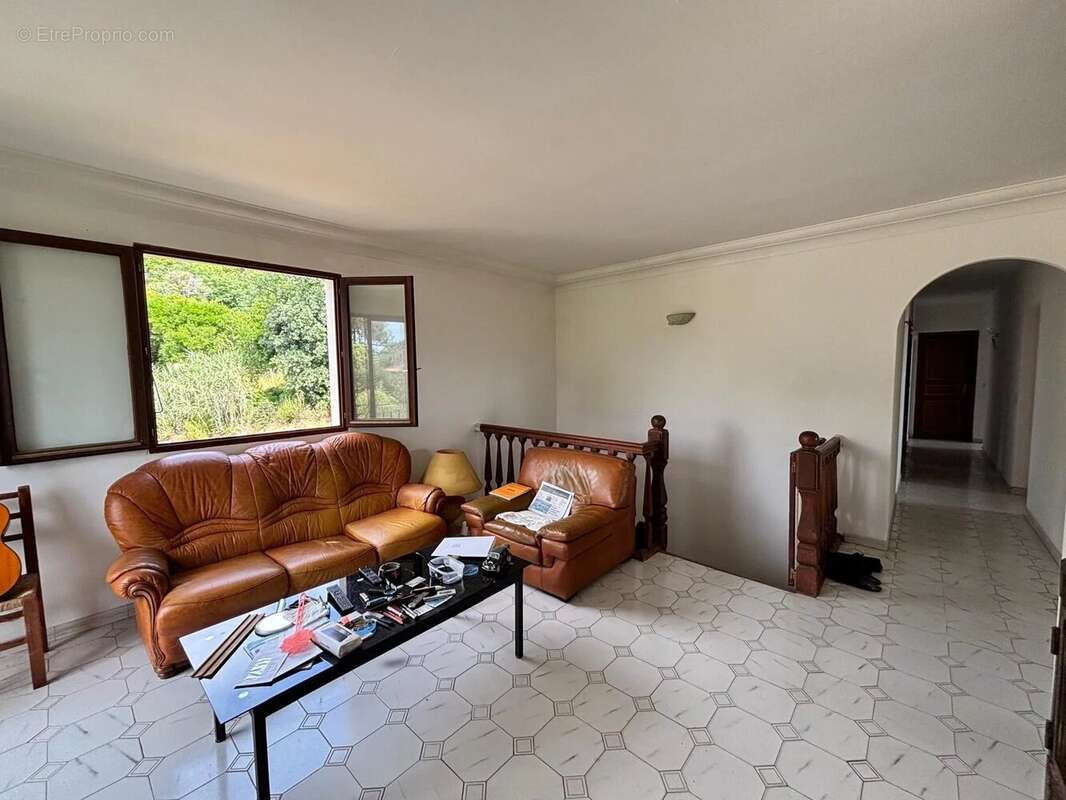 Maison à SANTA-LUCIA-DI-MORIANI