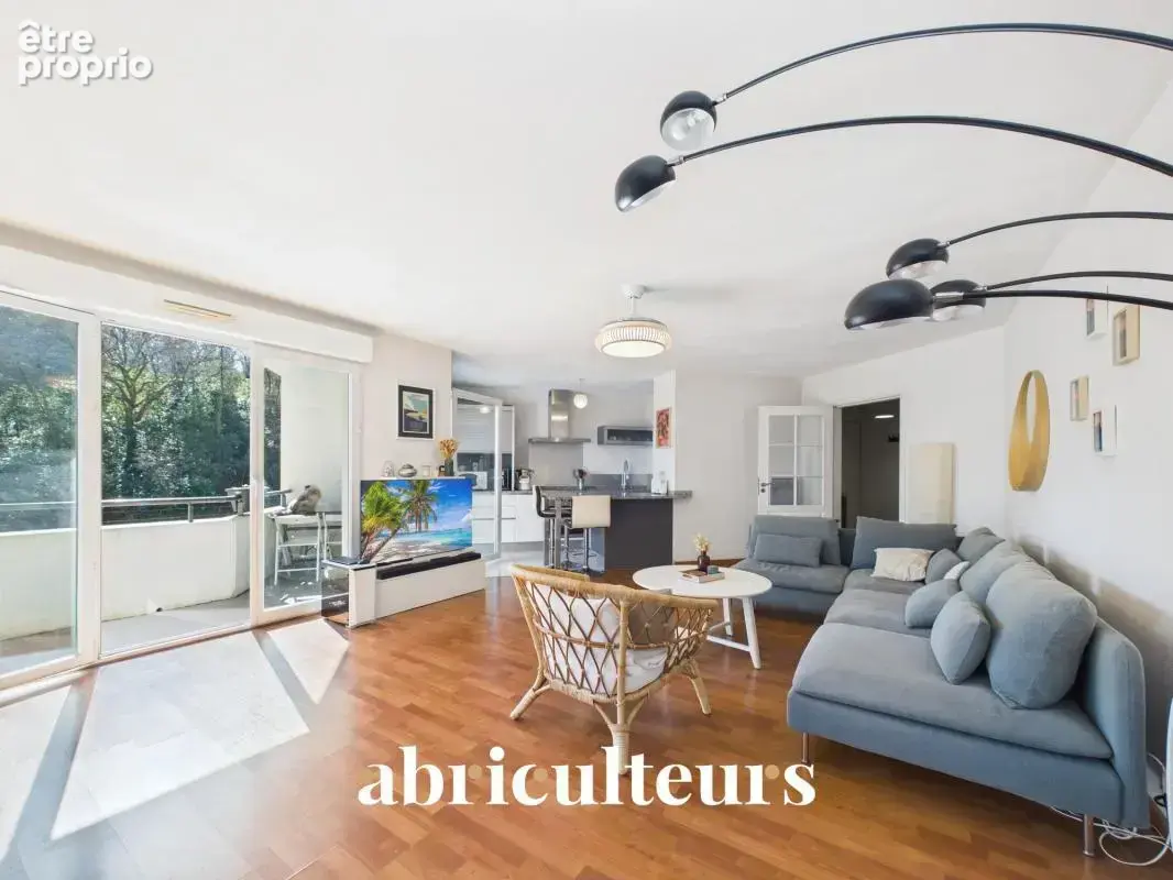 Lumineux appartement 83m² - Grande terrasse - Dernier étage  - Bayonne - Quartier Mousserolles - photo 2