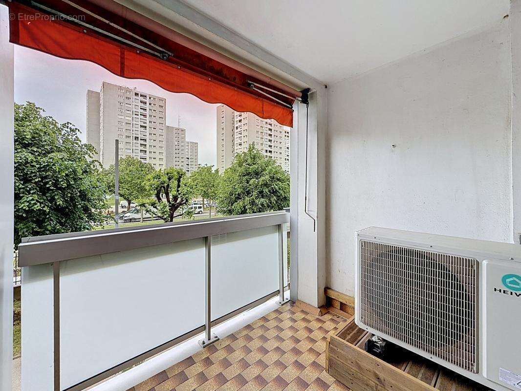 Appartement à VENISSIEUX
