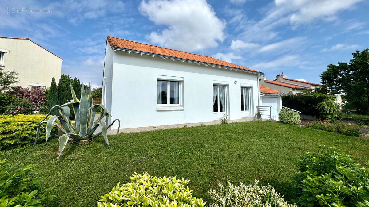 Maison à BASSE-GOULAINE