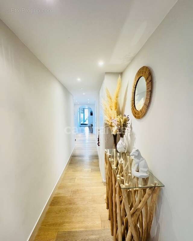 Appartement à FALICON