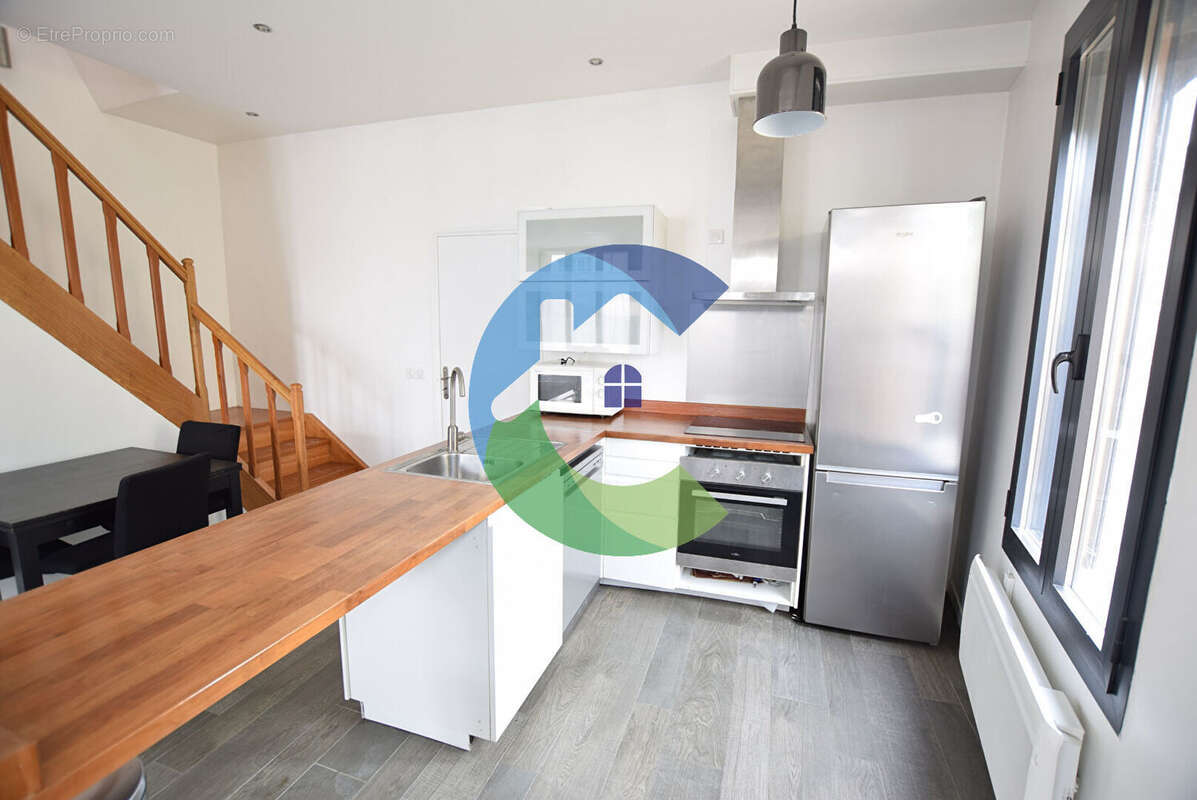 Maison à BALLAINVILLIERS