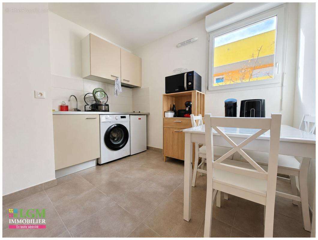  EXCLUSIVITÉ – Studio au calme avec tramway en bas de chez vous ! - photo 3