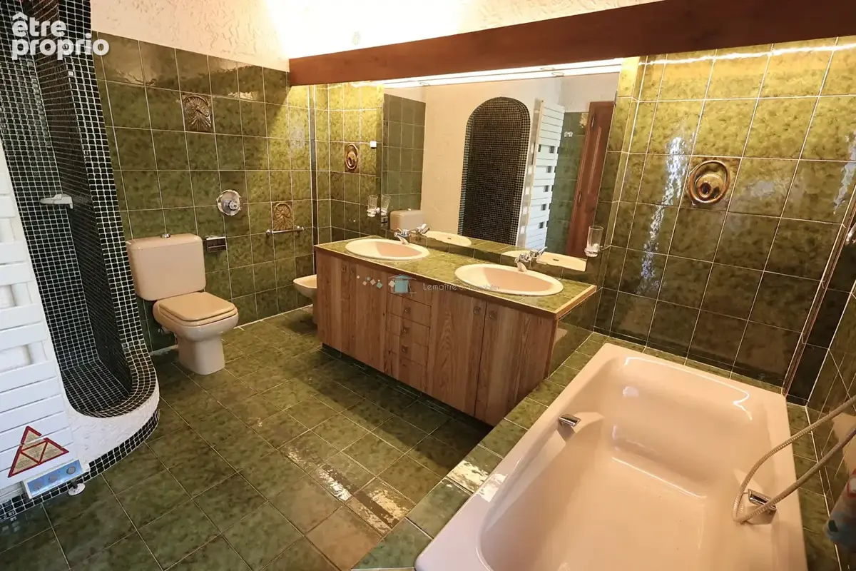 Villa Speracedes 220 m² avec piscine et terrain de 2639 m² vue mer et lac - photo 16