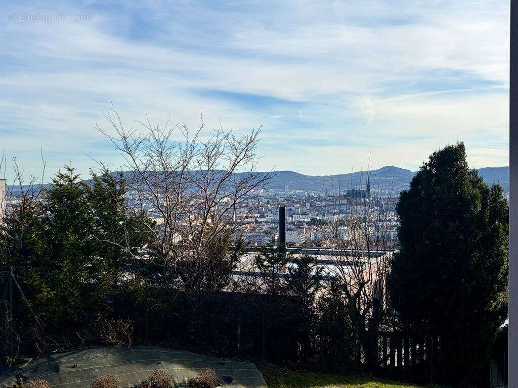 Appartement à CLERMONT-FERRAND