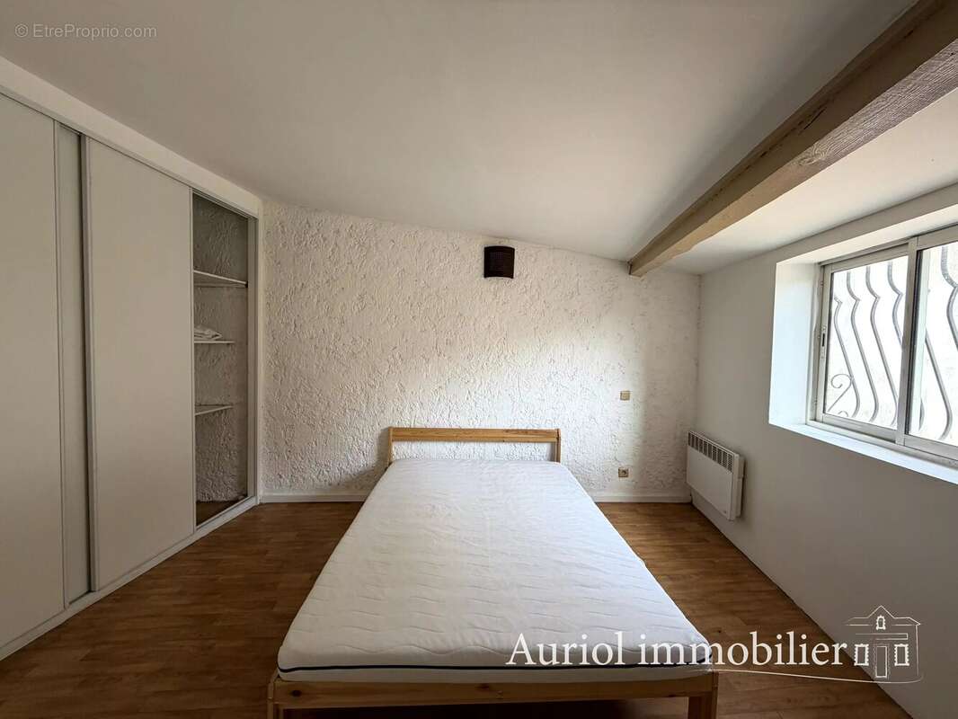Appartement à AURIOL