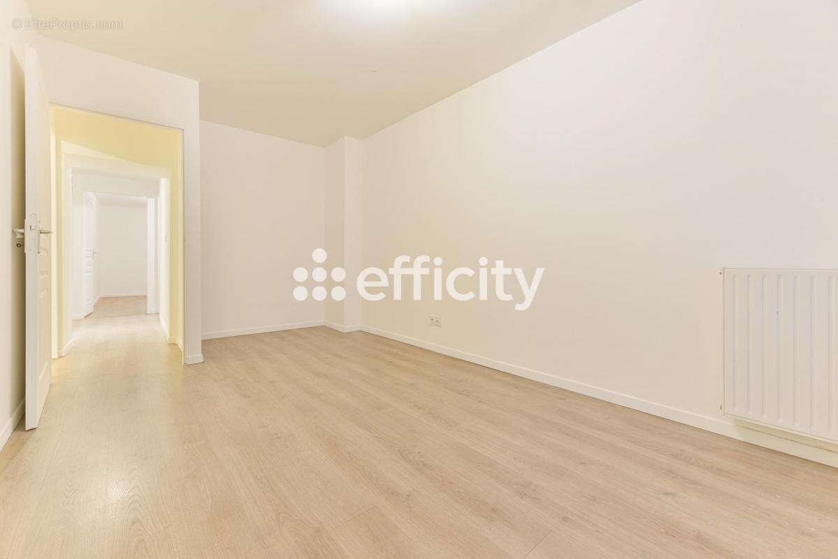 Maison à AIGREFEUILLE-SUR-MAINE