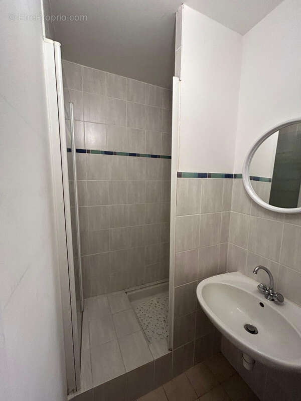 Appartement à VALLAURIS