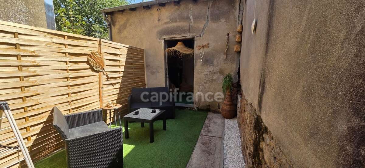 Immeuble de rapport – Local commercial et studio loués + plateau à aménager – Fort potentiel investisseur - photo 8