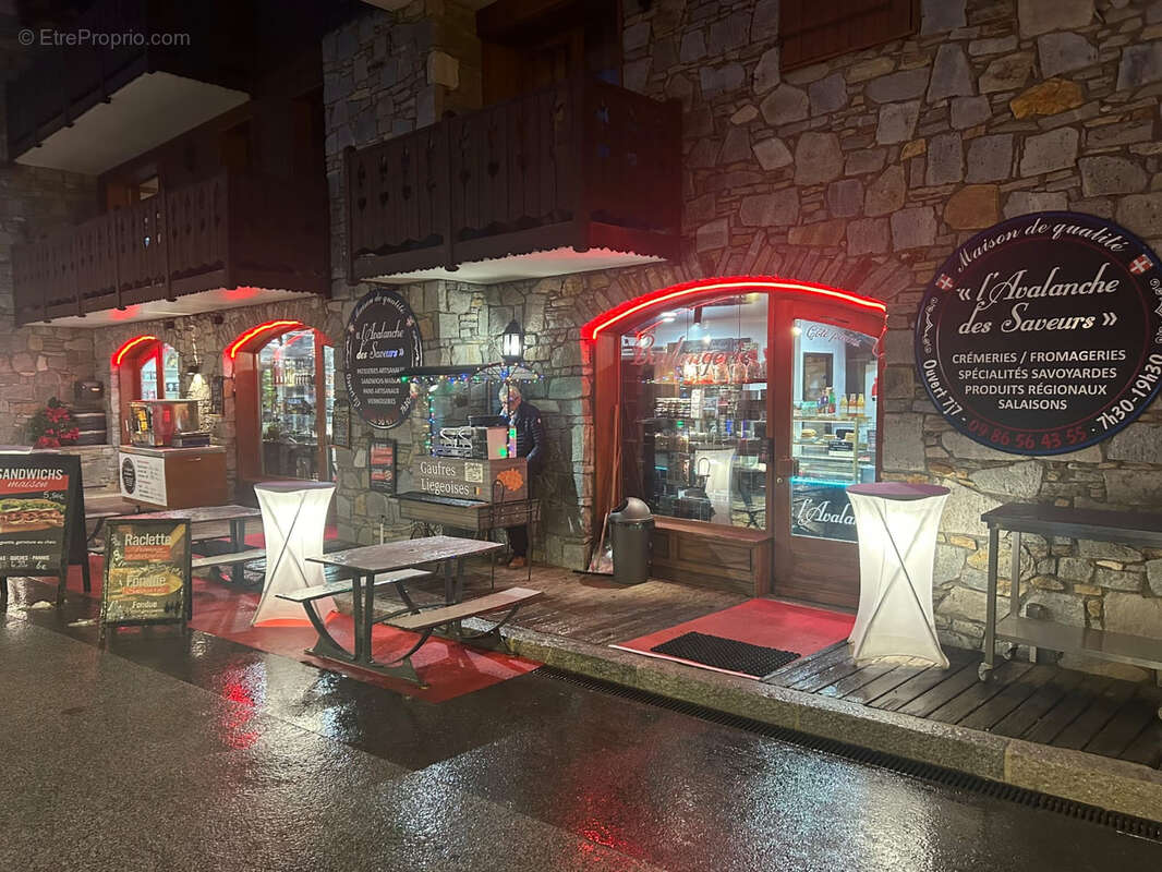 Commerce à LA COTE-D'AIME