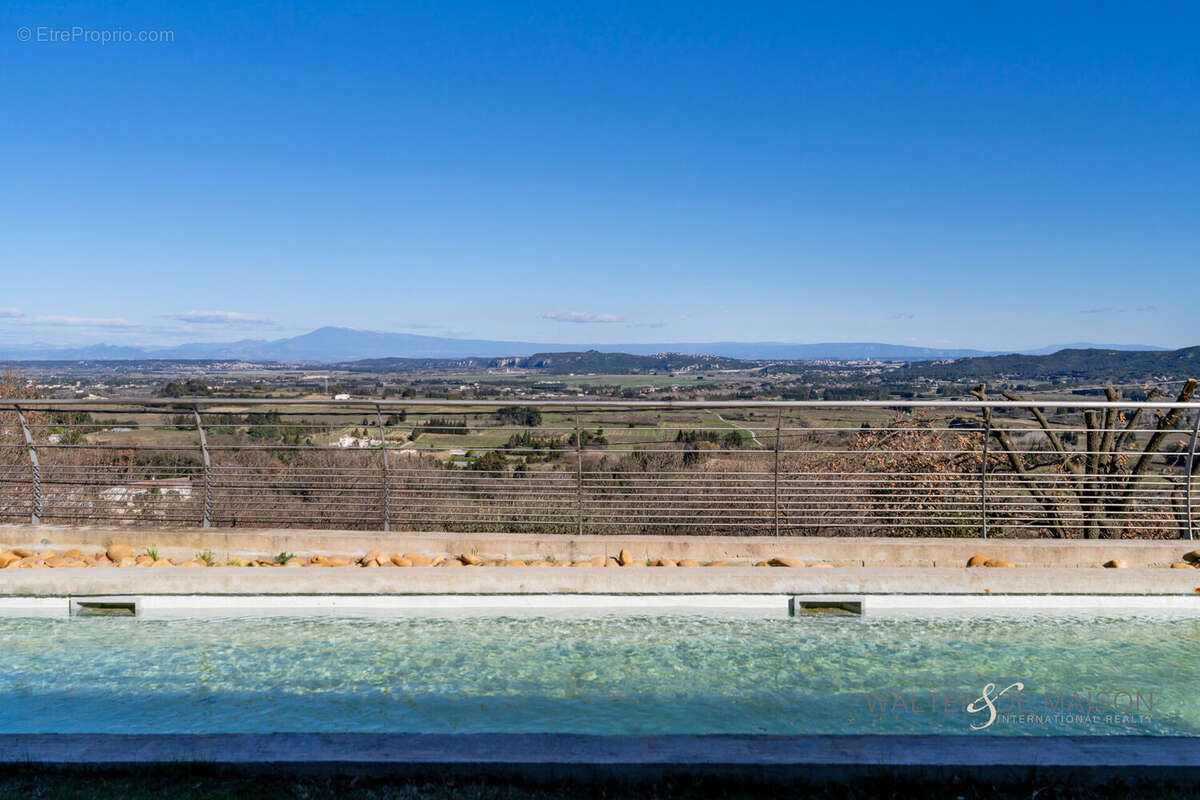 Maison à ROCHEFORT-DU-GARD