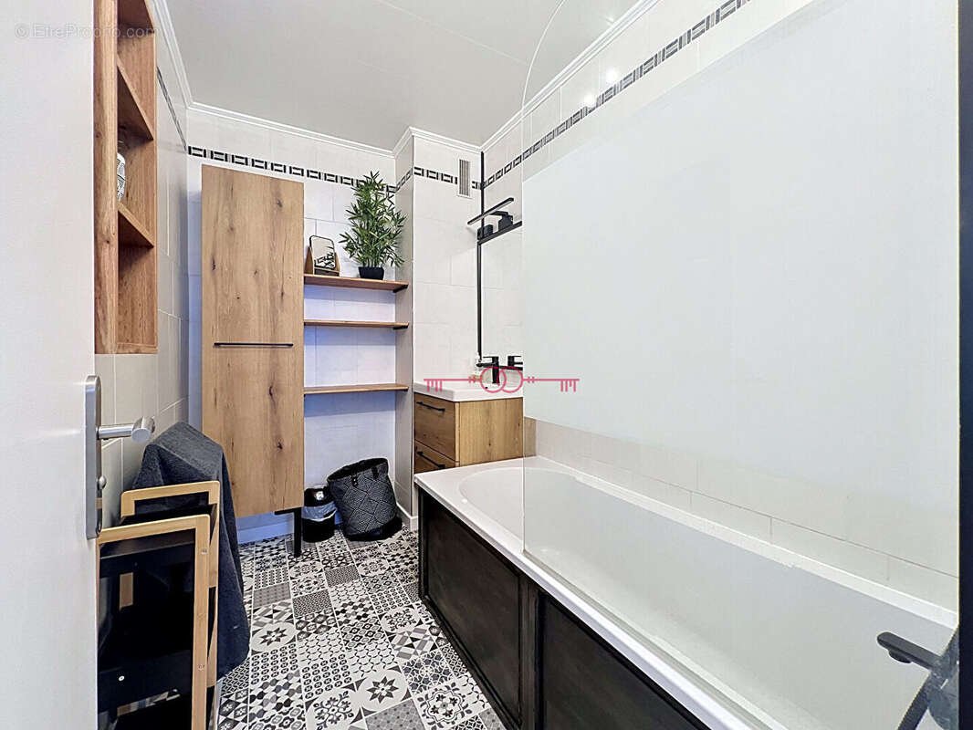 Appartement  vendu meublé Reims 3 pièce(s) 58 m2 - photo 8