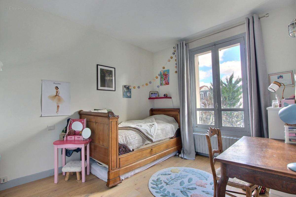 Maison à BOIS-COLOMBES