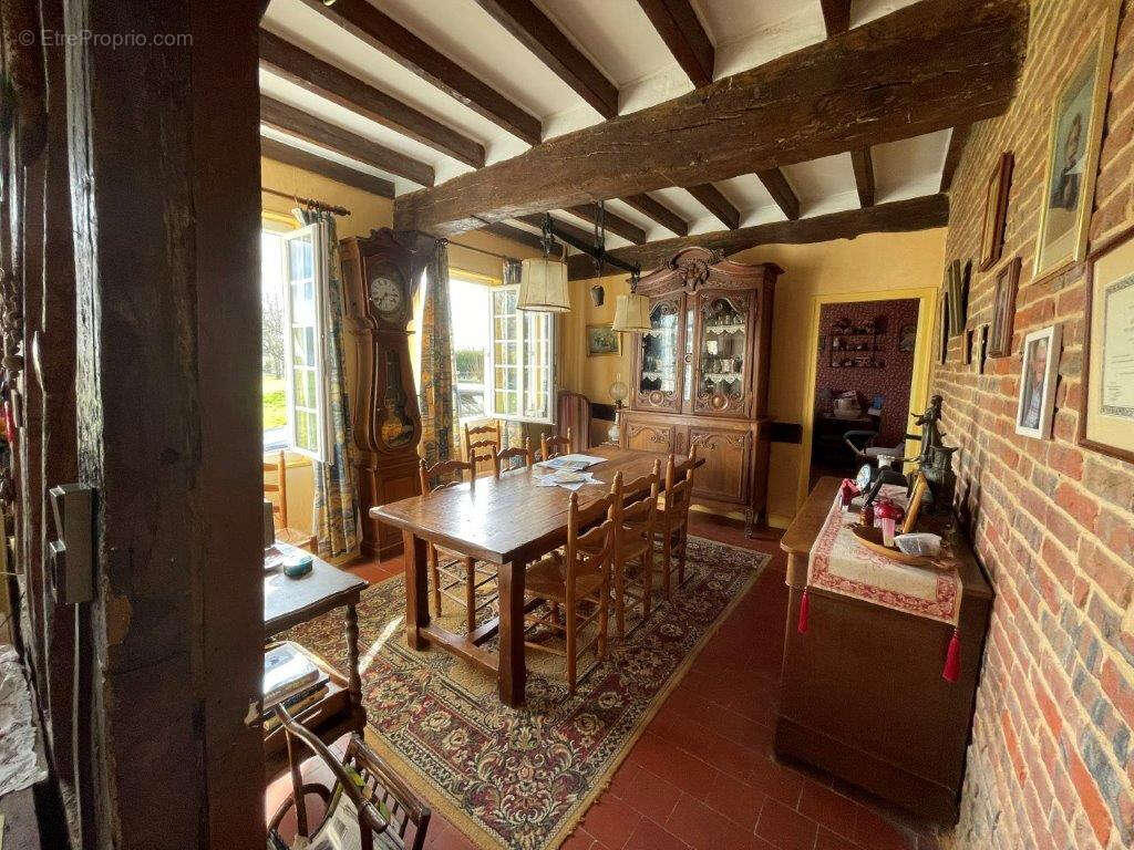 Chaumière 2 chambres avec dépendances - 3000 m² - Proche Goderville - photo 4