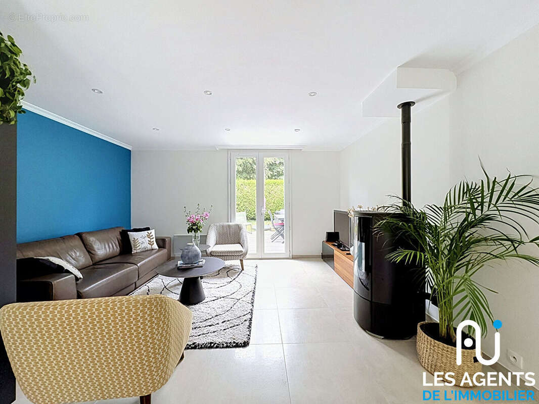 Maison à HUISSEAU-SUR-MAUVES