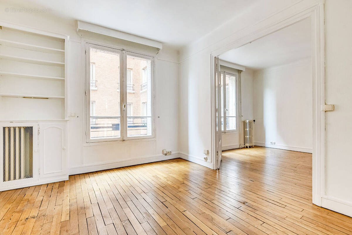 Appartement à PARIS-12E